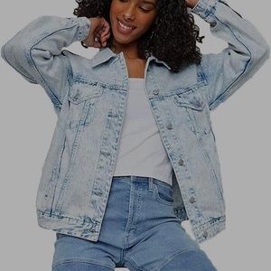 Wild Fable Oversized Acid Wash Denim Jacket | Size Medium